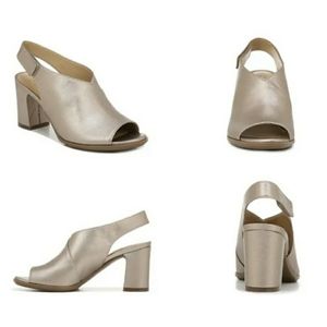 Preston sandal from Naturalizer